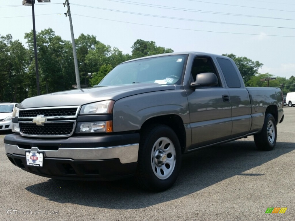 2007 Silverado 1500 Classic Work Truck Extended Cab - Graystone Metallic / Dark Charcoal photo #1