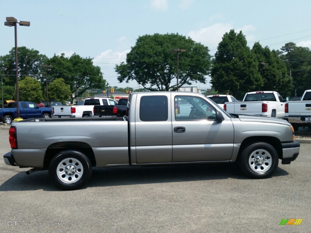 2007 Silverado 1500 Classic Work Truck Extended Cab - Graystone Metallic / Dark Charcoal photo #5