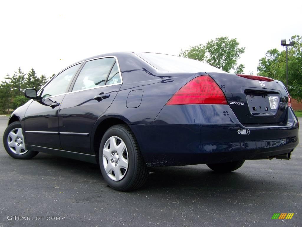 2006 Accord LX Sedan - Royal Blue Pearl / Gray photo #3
