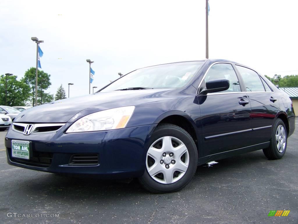 2006 Accord LX Sedan - Royal Blue Pearl / Gray photo #4
