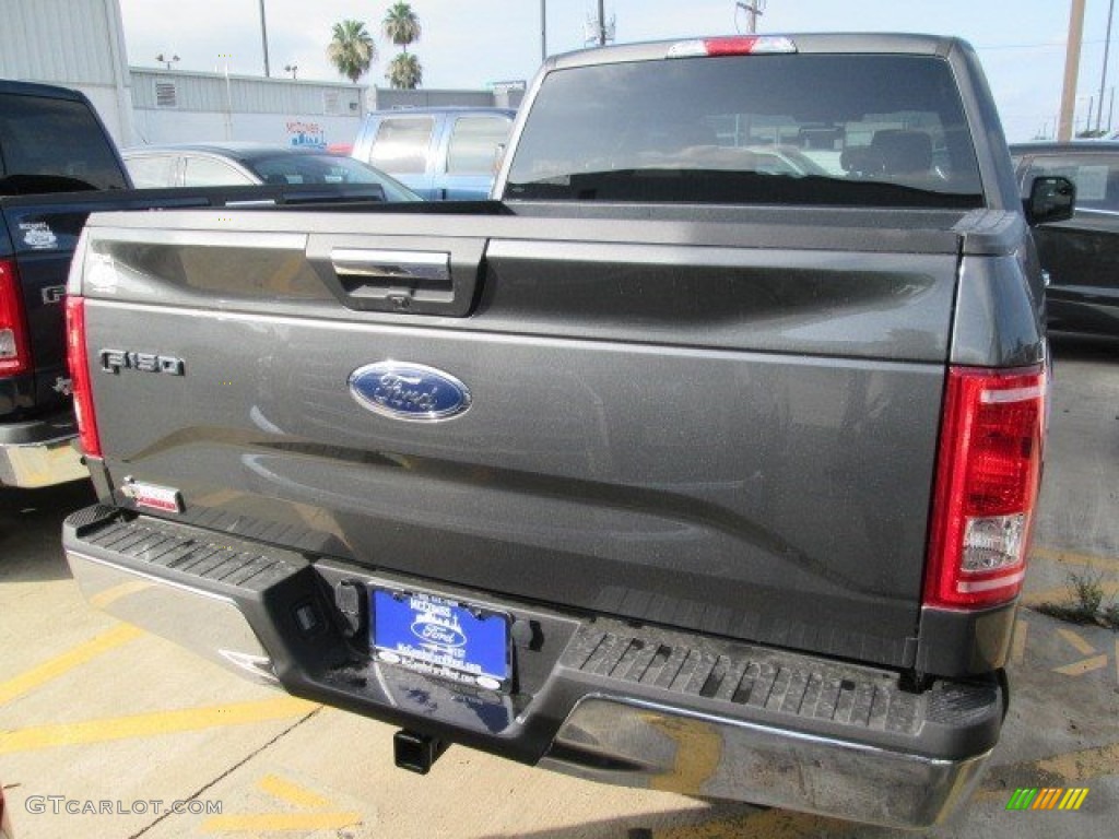 2015 F150 XLT SuperCrew - Magnetic Metallic / Medium Earth Gray photo #12