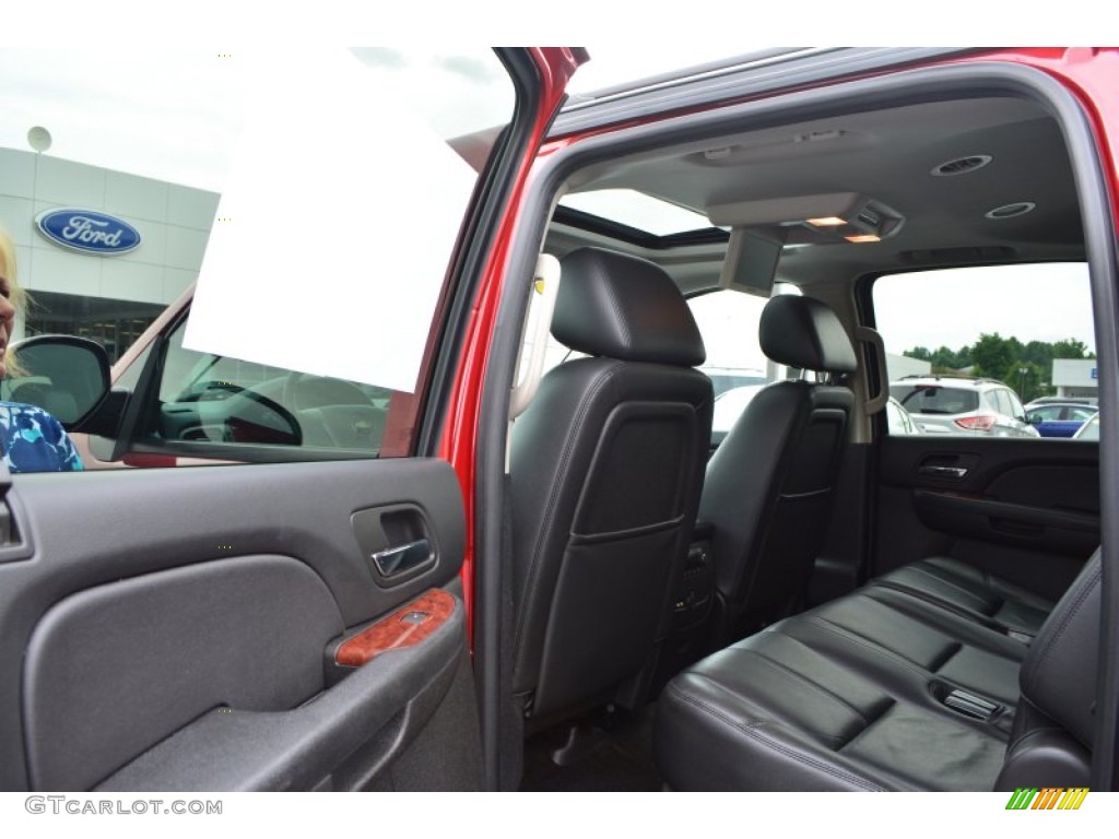 2013 Suburban LT 4x4 - Crystal Red Tintcoat / Ebony photo #14