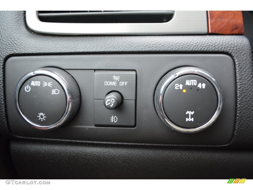 2013 Suburban LT 4x4 - Crystal Red Tintcoat / Ebony photo #28