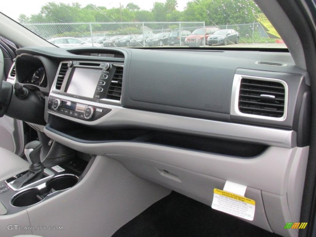 2015 Highlander XLE - Shoreline Blue Pearl / Ash photo #15