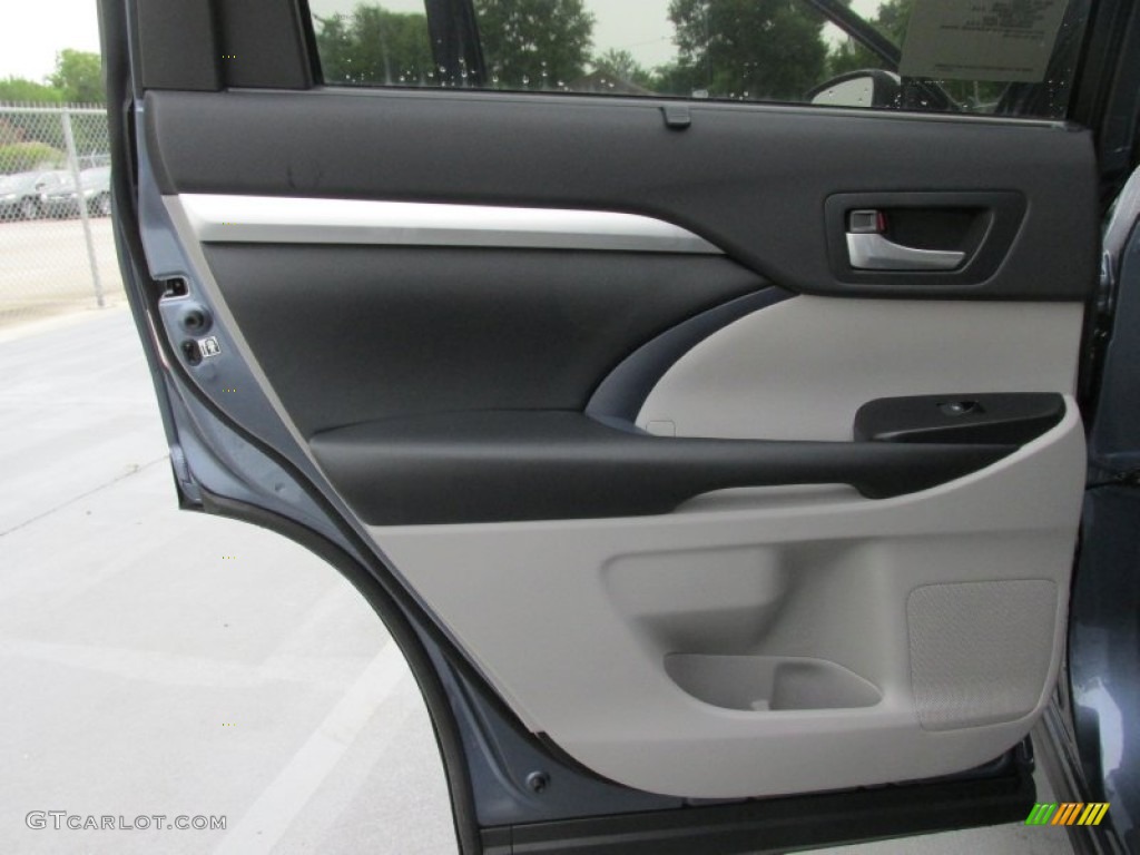 2015 Highlander XLE - Shoreline Blue Pearl / Ash photo #19