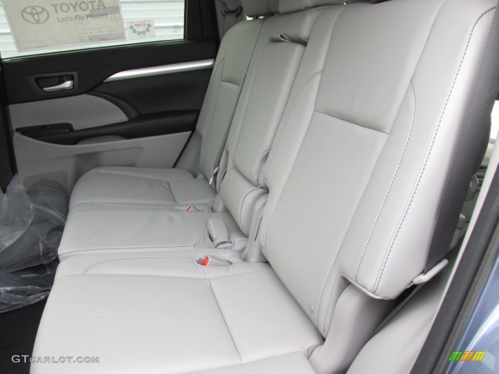 2015 Highlander XLE - Shoreline Blue Pearl / Ash photo #20