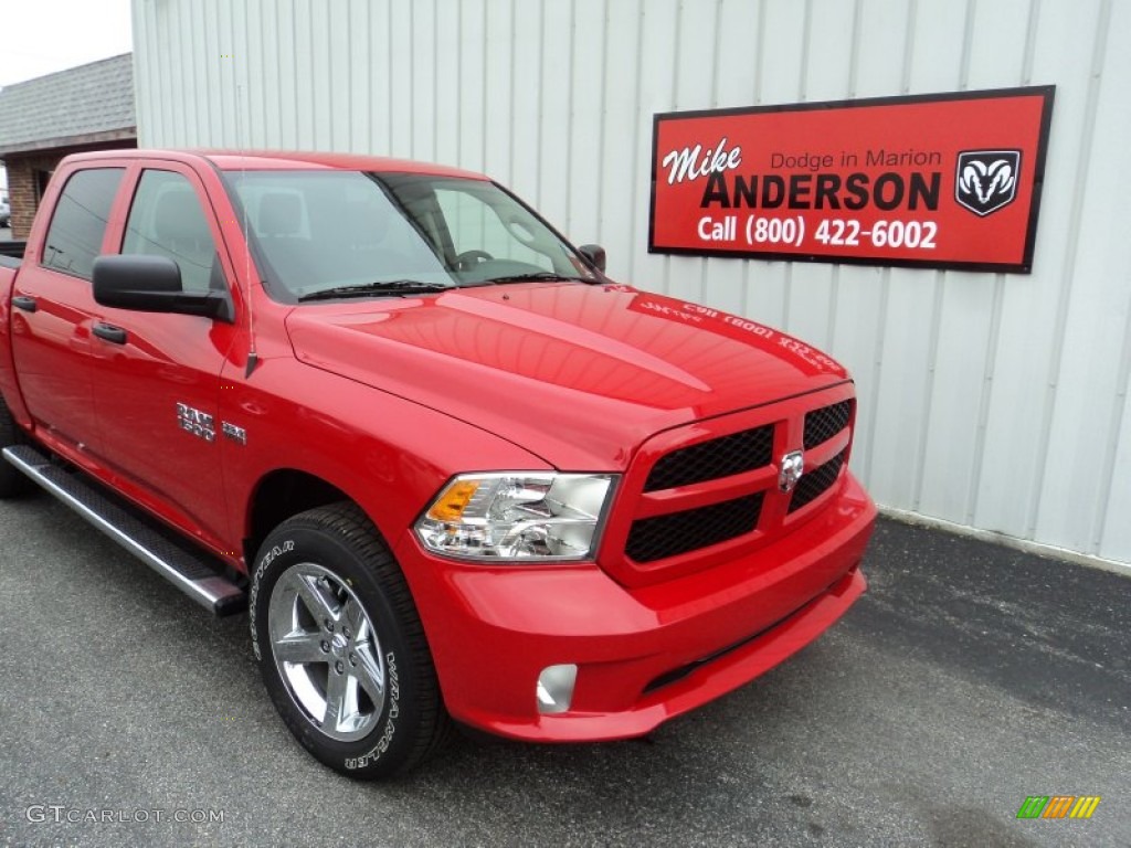 2015 1500 Express Crew Cab 4x4 - Flame Red / Black/Diesel Gray photo #1