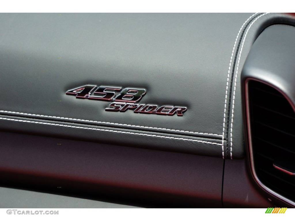 2014 Ferrari 458 Spider Marks and Logos Photo #105261723