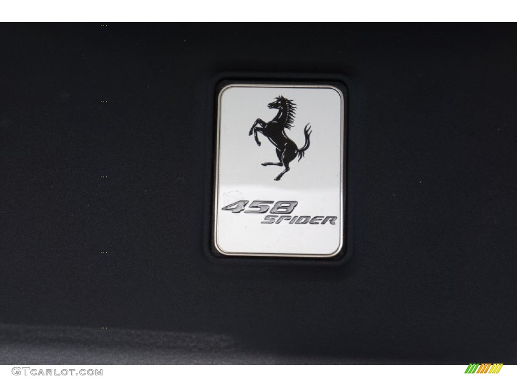 2014 Ferrari 458 Spider Marks and Logos Photo #105261846