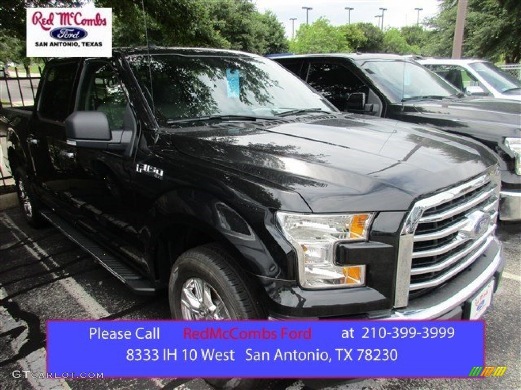 2015 F150 XLT SuperCrew - Tuxedo Black Metallic / Medium Earth Gray photo #1