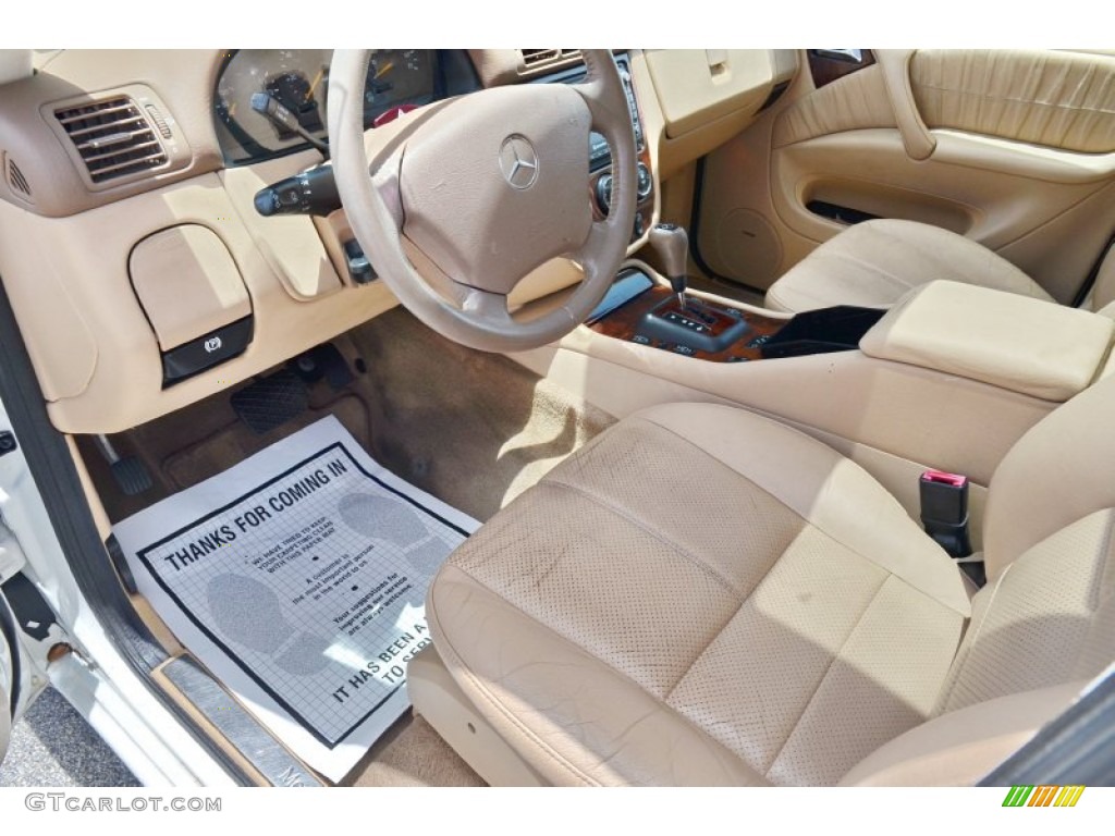 2002 ML 320 4Matic - Alabaster White / Java photo #20