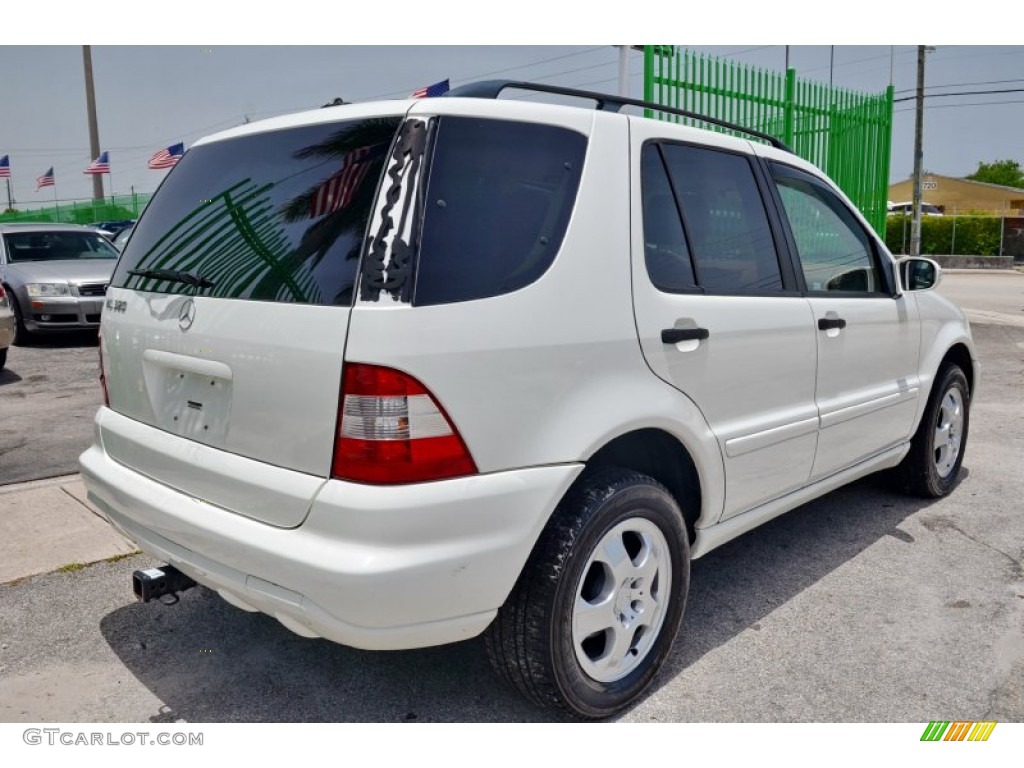 2002 ML 320 4Matic - Alabaster White / Java photo #34