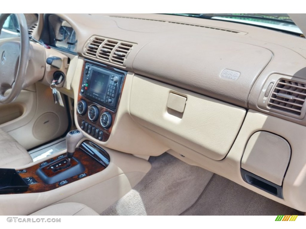 2002 ML 320 4Matic - Alabaster White / Java photo #40