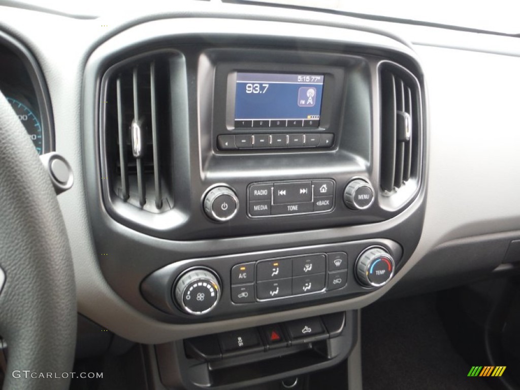 2015 Chevrolet Colorado WT Extended Cab 4WD Controls Photo #105266513