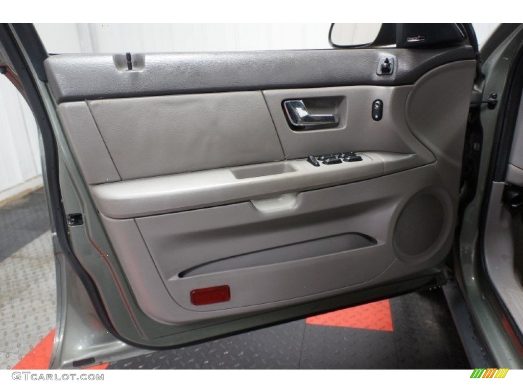 2002 Taurus SEL - Silver Frost Metallic / Medium Graphite photo #12