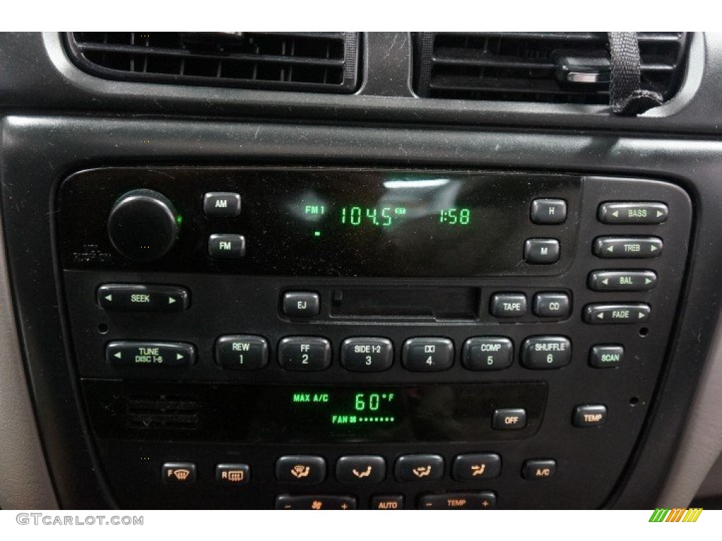 2002 Taurus SEL - Silver Frost Metallic / Medium Graphite photo #30