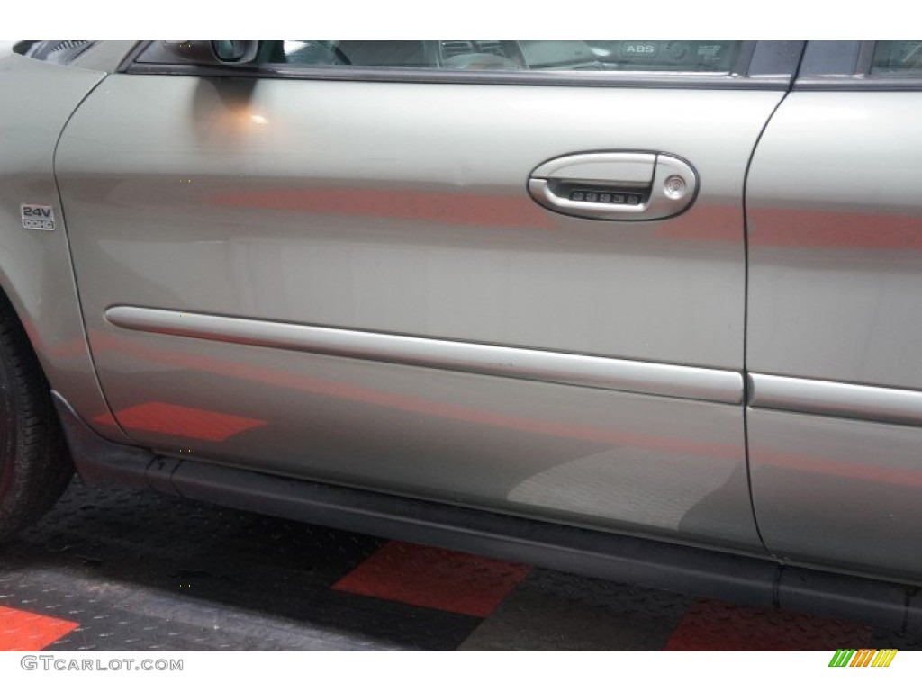 2002 Taurus SEL - Silver Frost Metallic / Medium Graphite photo #66