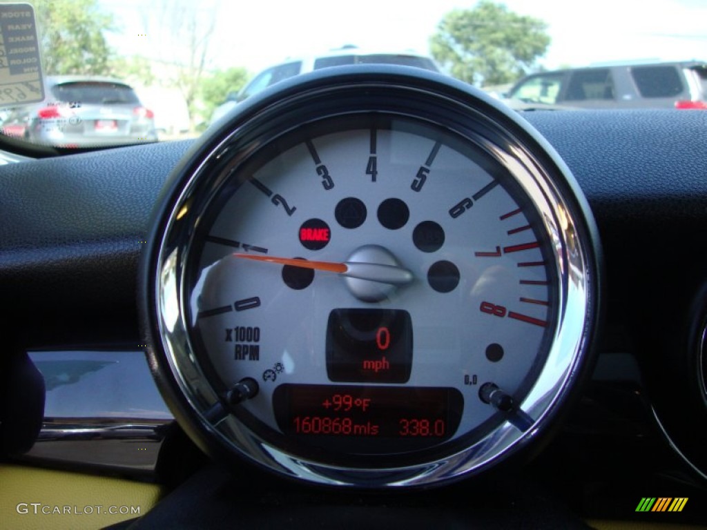 2007 Cooper Hardtop - Mellow Yellow / Carbon Black/Carbon Black photo #11