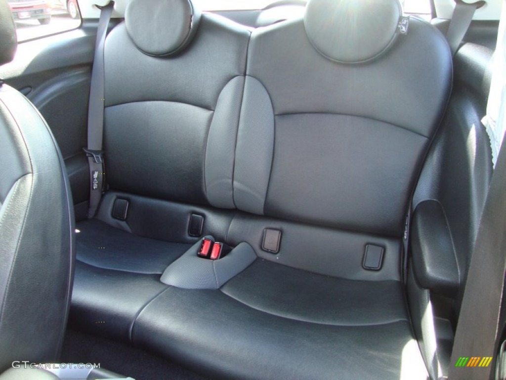 2007 Cooper Hardtop - Mellow Yellow / Carbon Black/Carbon Black photo #21