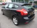 Tuxedo Black - Focus SE Hatchback Photo No. 8