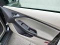 Tuxedo Black - Focus SE Hatchback Photo No. 12