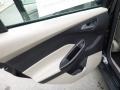 Tuxedo Black - Focus SE Hatchback Photo No. 18