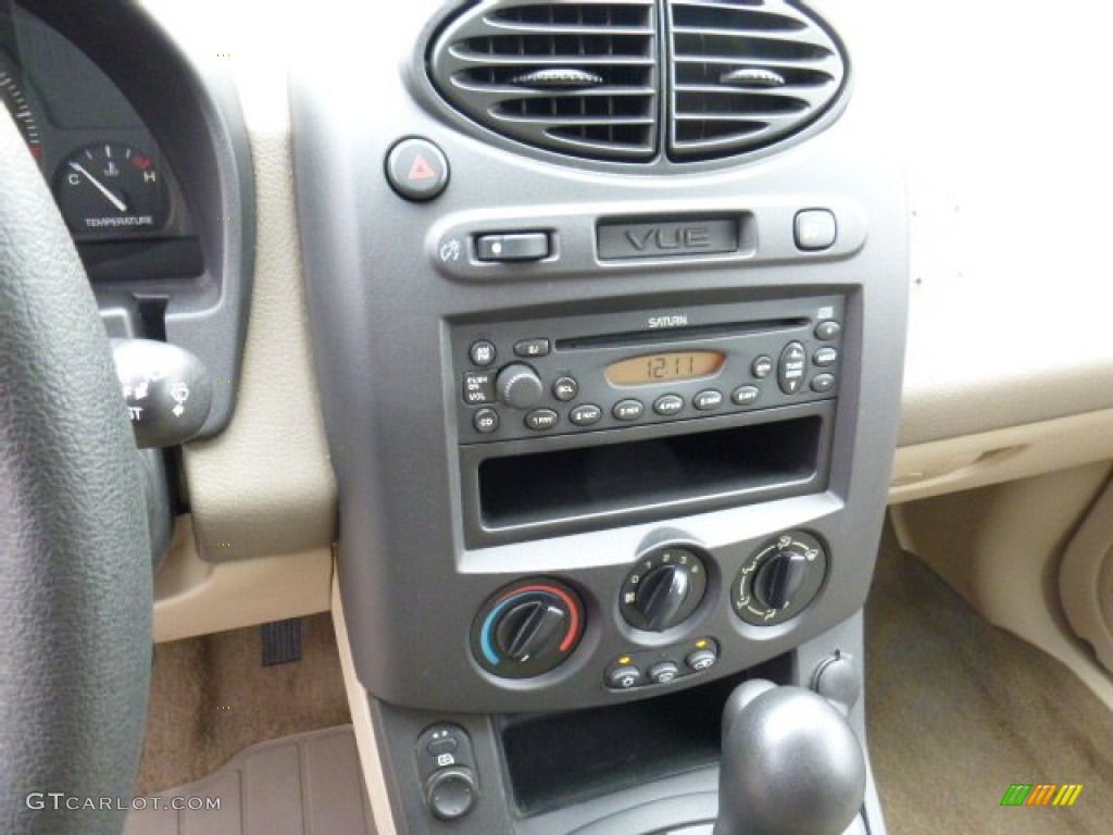 2003 VUE V6 AWD - Orange / Light Tan photo #13