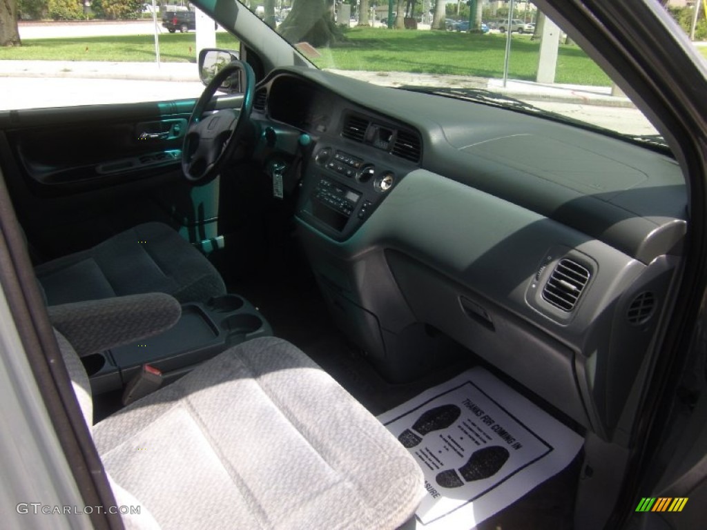 2001 Odyssey LX - Granite Green / Quartz photo #13