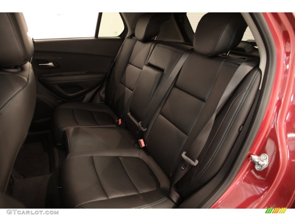 2015 Trax LTZ - Ruby Red Metallic / Jet Black photo #16