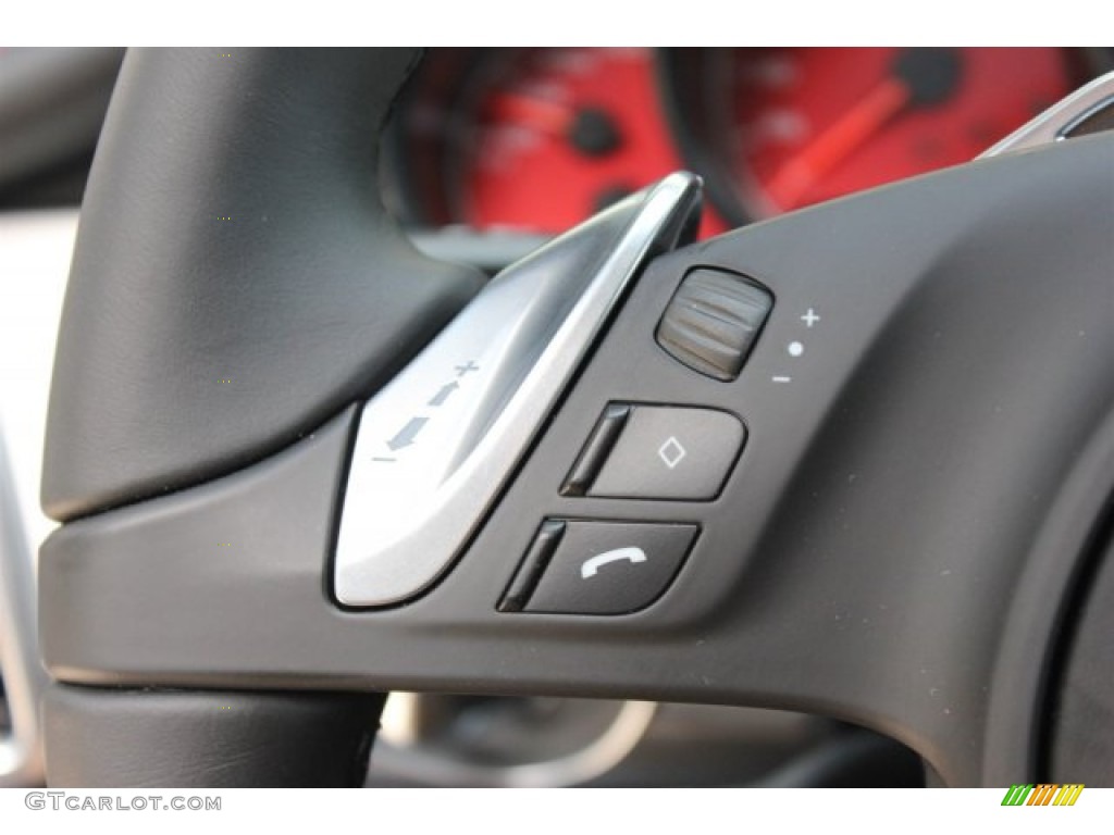 2015 Porsche Panamera GTS Controls Photo #105280296