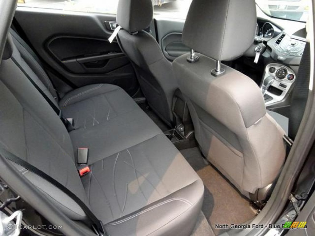 2015 Fiesta SE Hatchback - Tuxedo Black Metallic / Charcoal Black photo #31