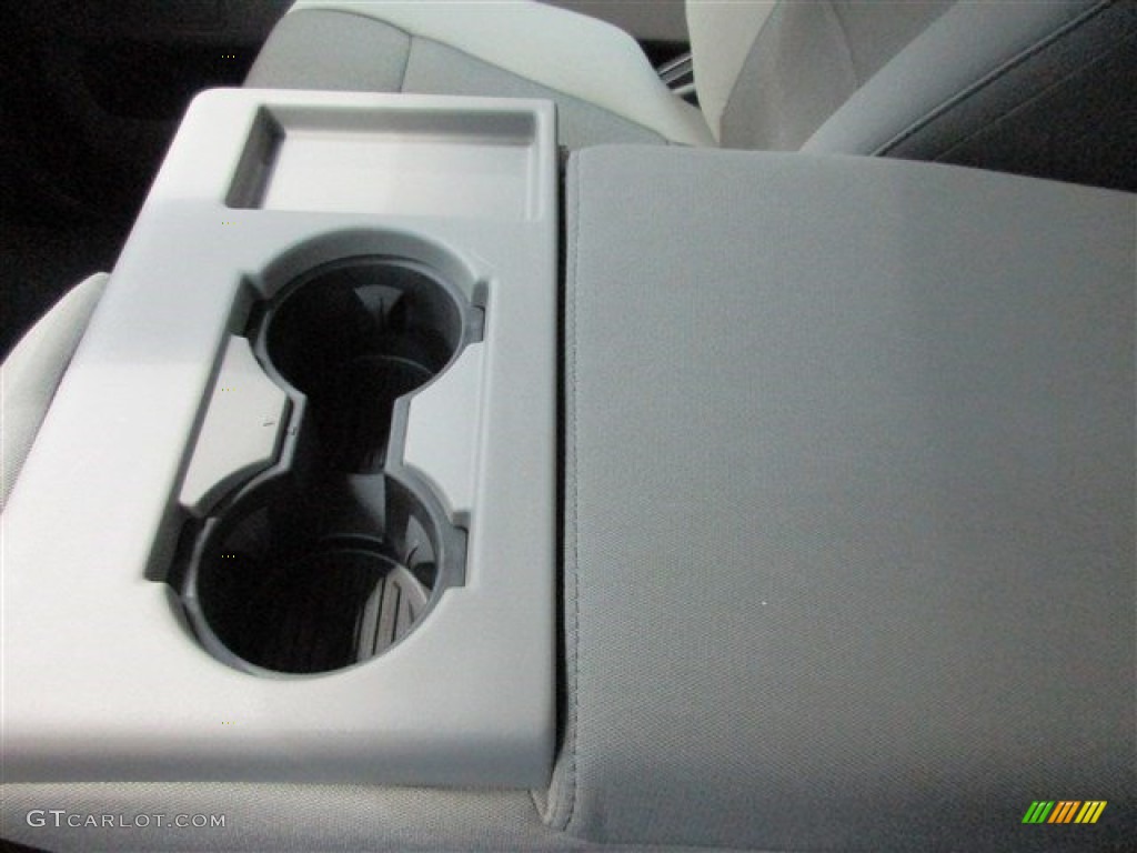 2015 F150 XL Regular Cab - Ingot Silver Metallic / Medium Earth Gray photo #15
