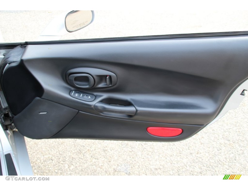 2000 Chevrolet Corvette Coupe Black Door Panel Photo #105288446