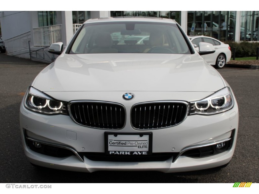 2015 3 Series 328i xDrive Gran Turismo - Alpine White / Venetian Beige photo #8