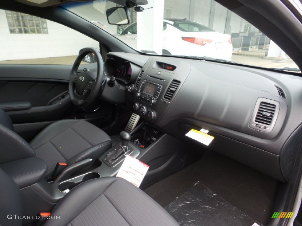 2015 Forte Koup SX - Bright Silver / Black photo #2