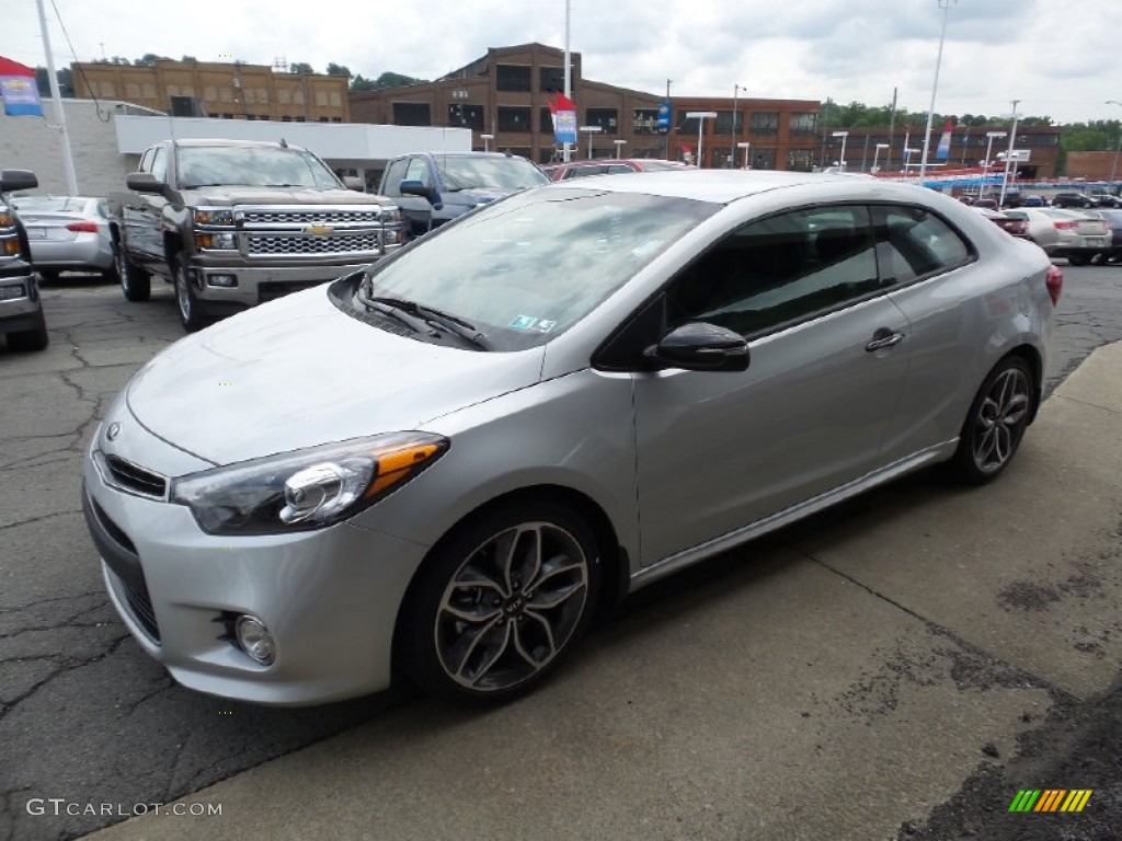 2015 Forte Koup SX - Bright Silver / Black photo #7