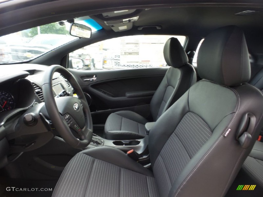 2015 Forte Koup SX - Bright Silver / Black photo #11