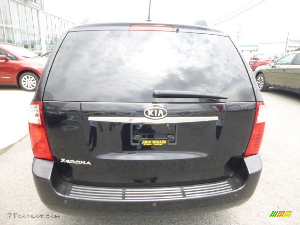 2010 Sedona LX - Midnight Black / Beige photo #5