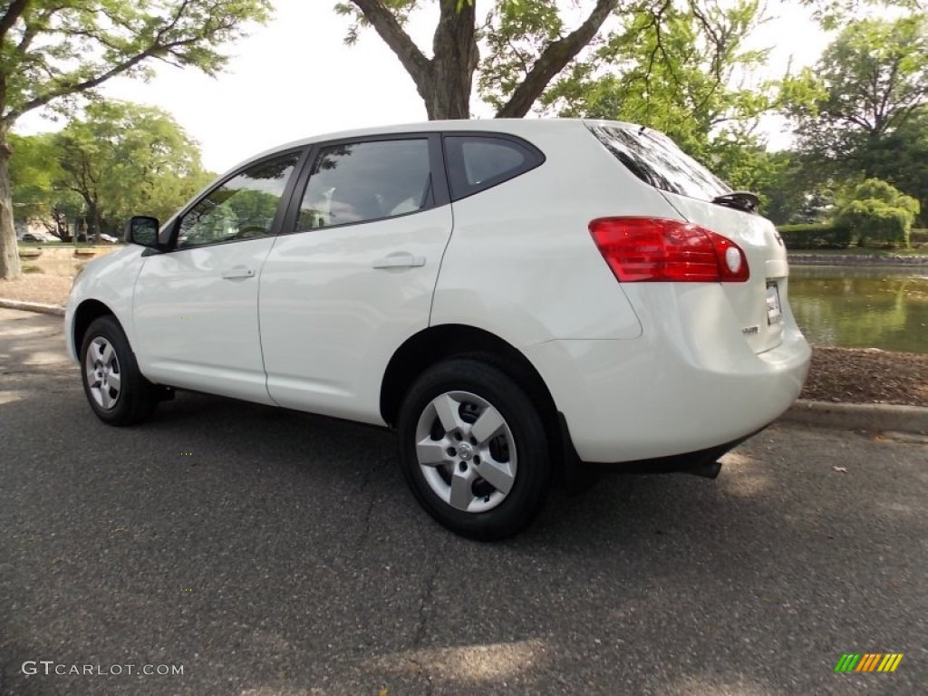 2008 Rogue S AWD - Phantom White Pearl / Black/Red photo #3