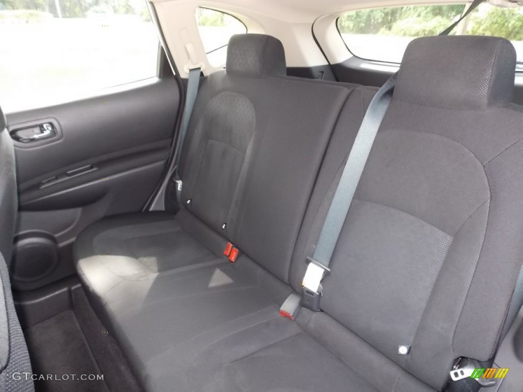 2008 Rogue S AWD - Phantom White Pearl / Black/Red photo #15