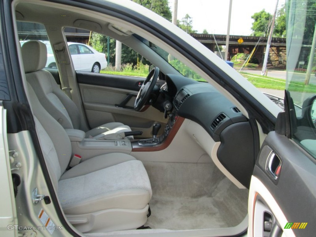 2006 Outback 2.5i Wagon - Champagne Gold Opalescent / Taupe photo #17