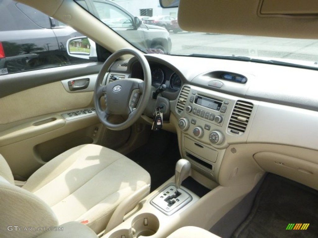 2008 Optima LX - Clear White / Beige photo #10