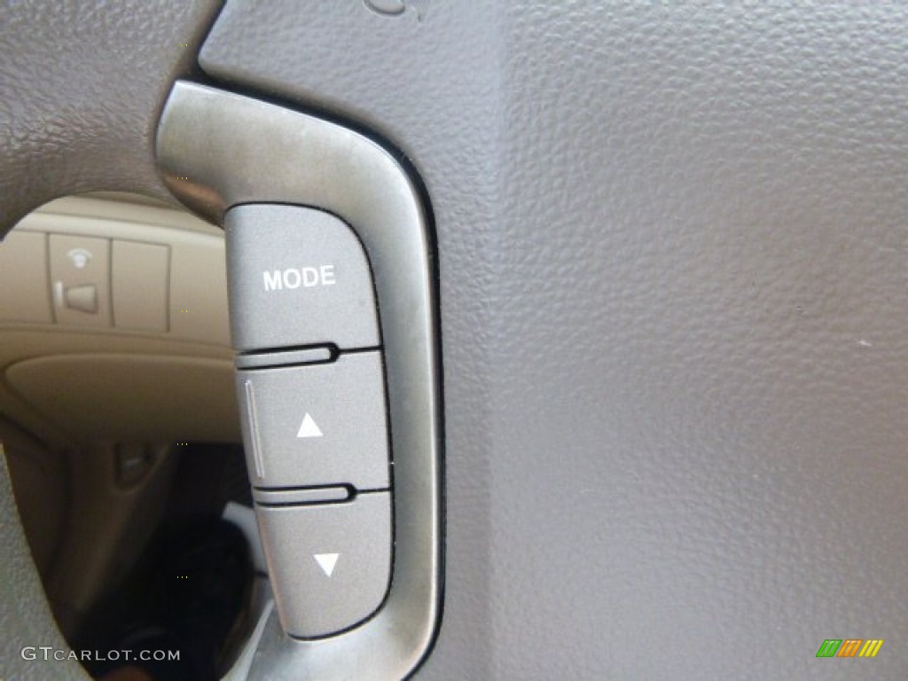 2008 Optima LX - Clear White / Beige photo #17