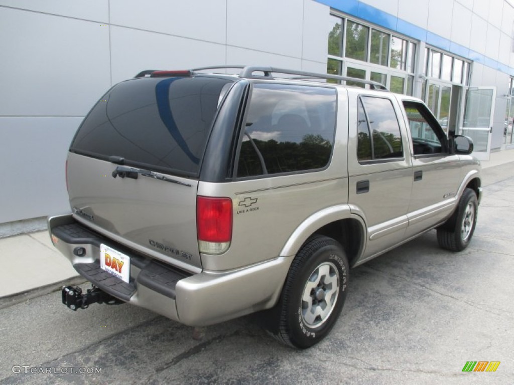 2002 Blazer LS 4x4 - Light Pewter Metallic / Graphite photo #4