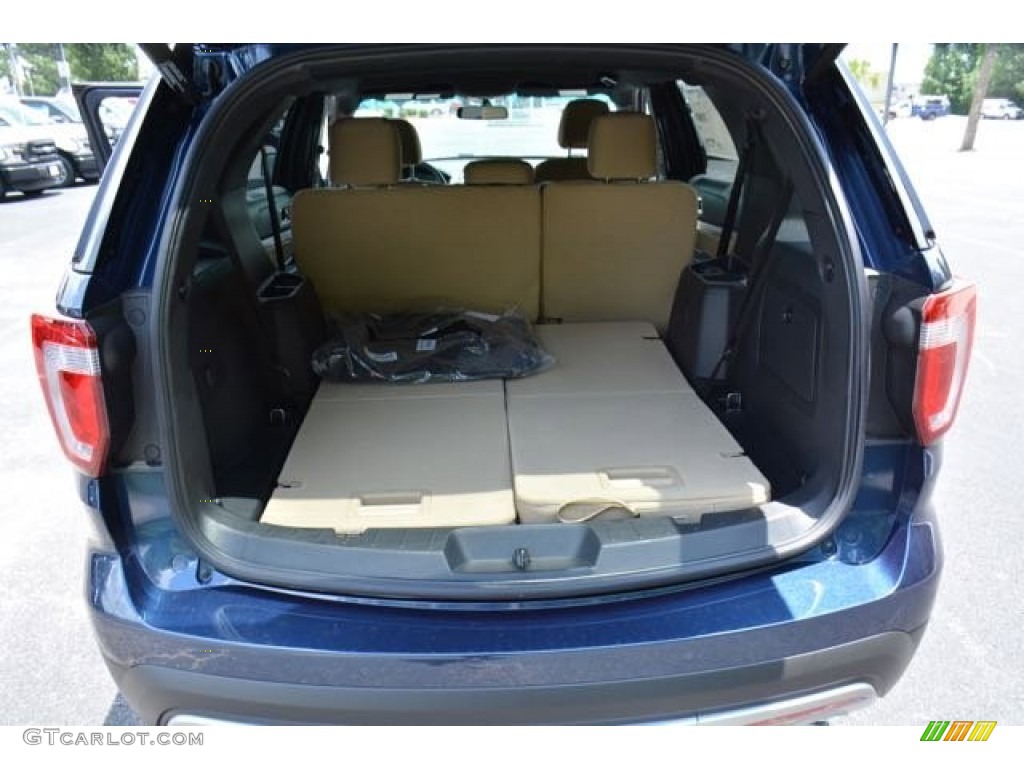 2016 Explorer XLT - Blue Jeans Metallic / Medium Light Camel photo #17