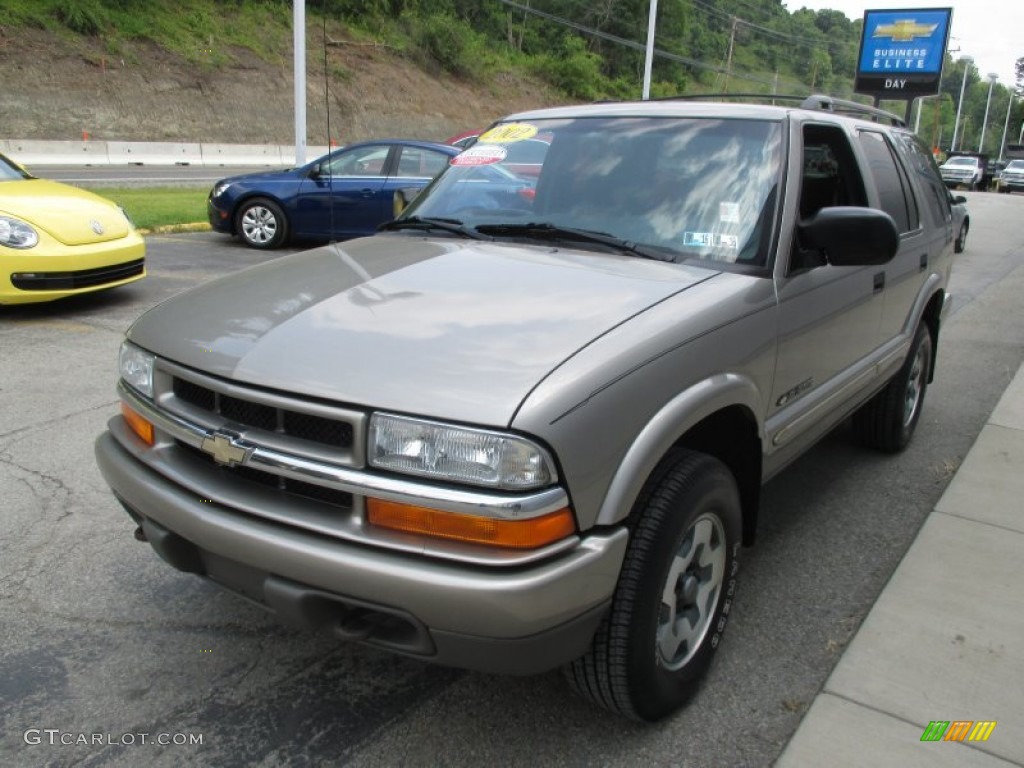 2002 Blazer LS 4x4 - Light Pewter Metallic / Graphite photo #12