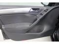 Black - Golf 4 Door TDI Photo No. 10