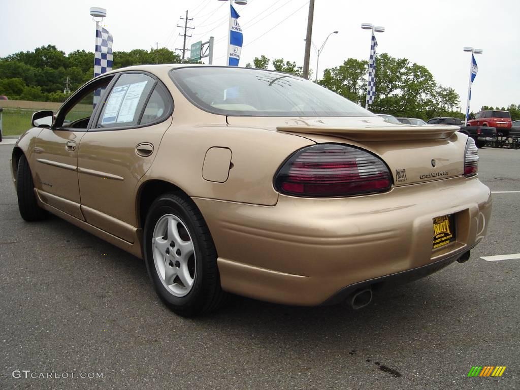 1998 Grand Prix GT Sedan - Gold Metallic / Camel photo #3