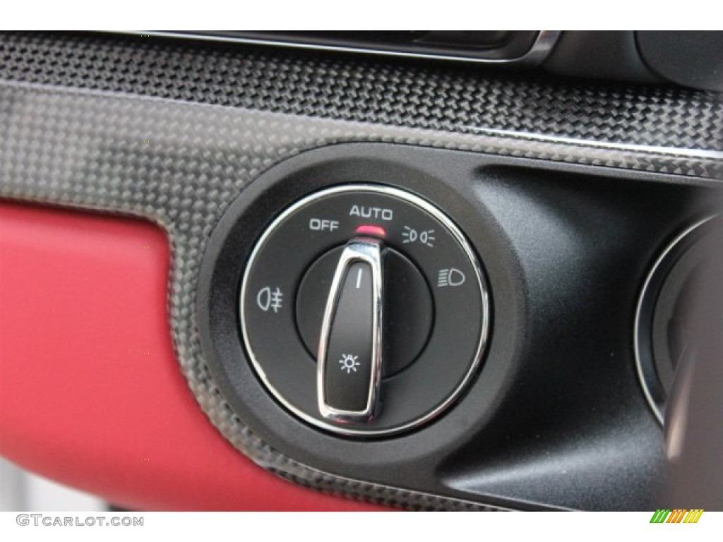 2015 Porsche 911 Turbo Cabriolet Controls Photo #105313995