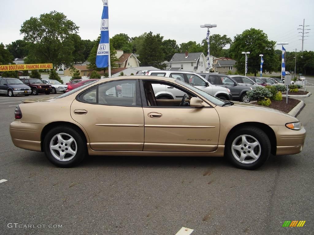 1998 Grand Prix GT Sedan - Gold Metallic / Camel photo #6